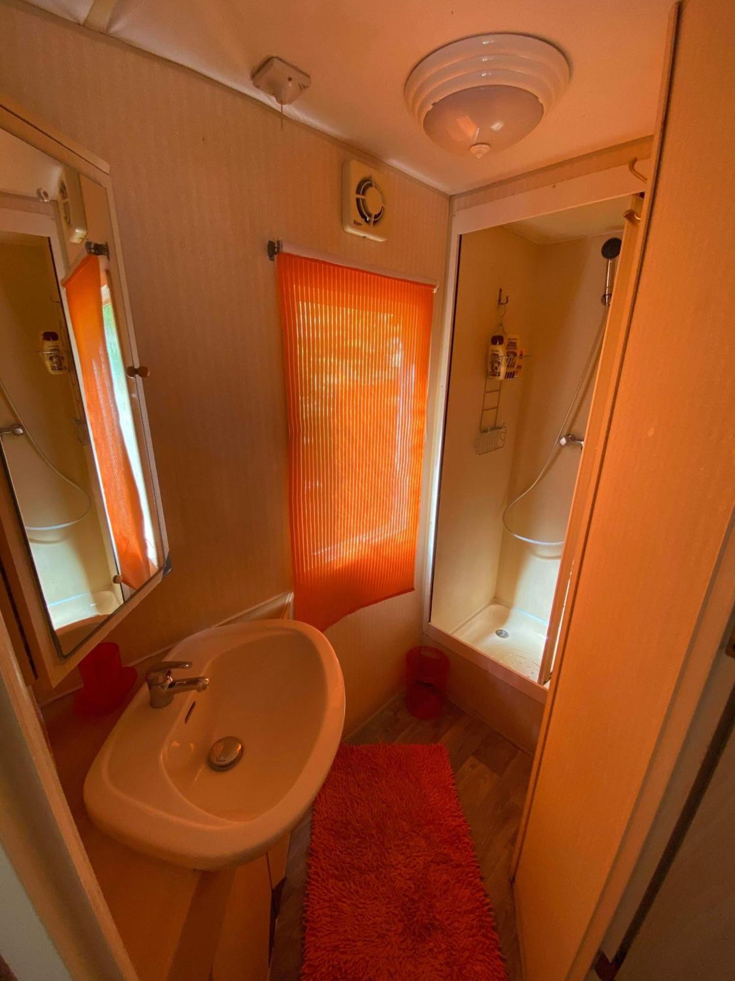 Mobil Home Au Camping Sellig Le Muy Exterior foto